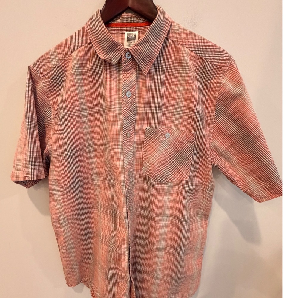 The North Face A5 Series Mens Medium Red Plaid Short Sleeve Button Up Shirt AH8F